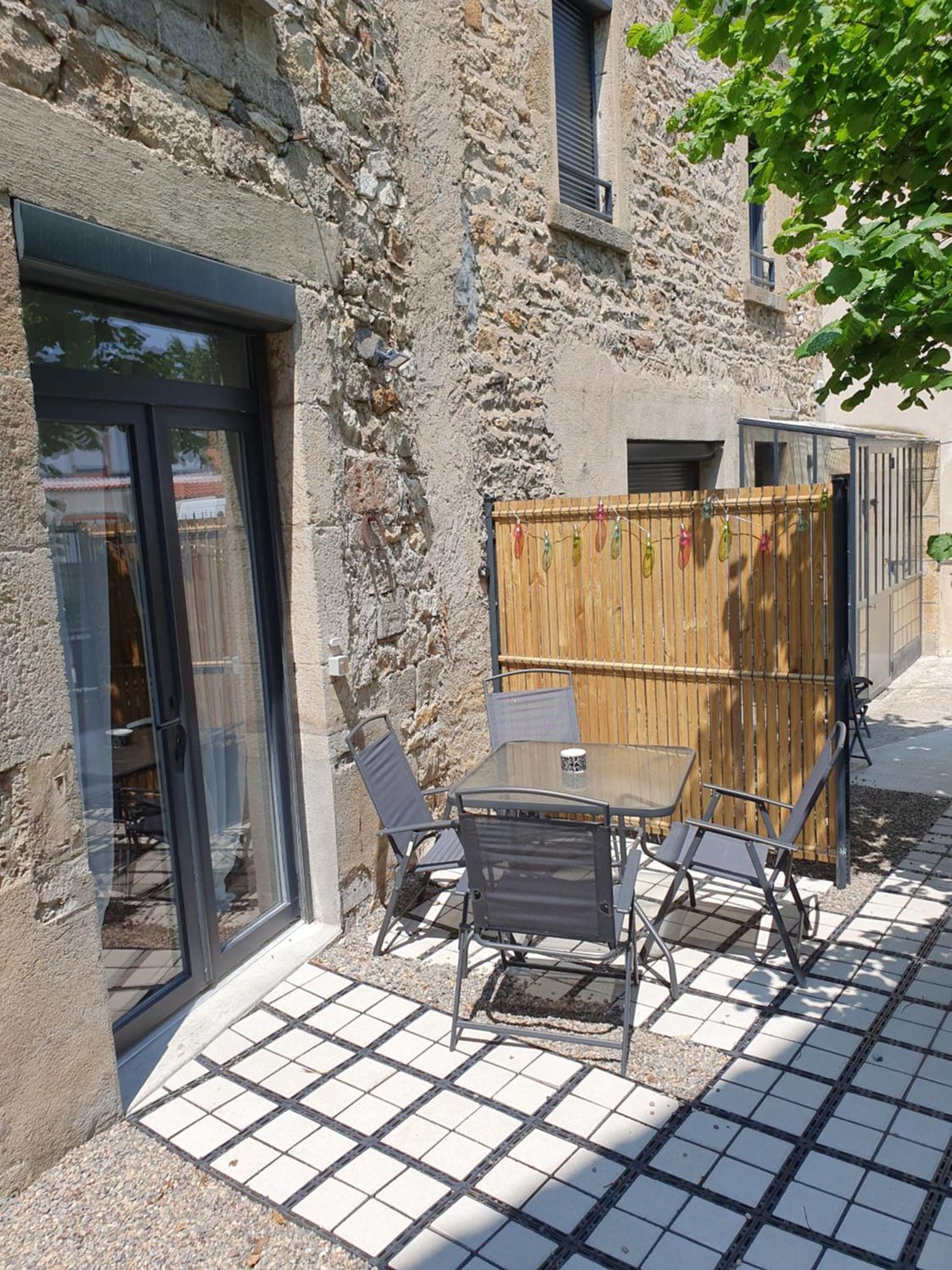 Appartement Chic Et Cosy Authezat Экстерьер фото
